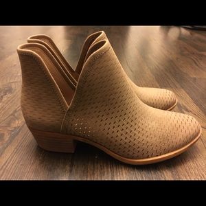 bashina nubuck leather block heel booties